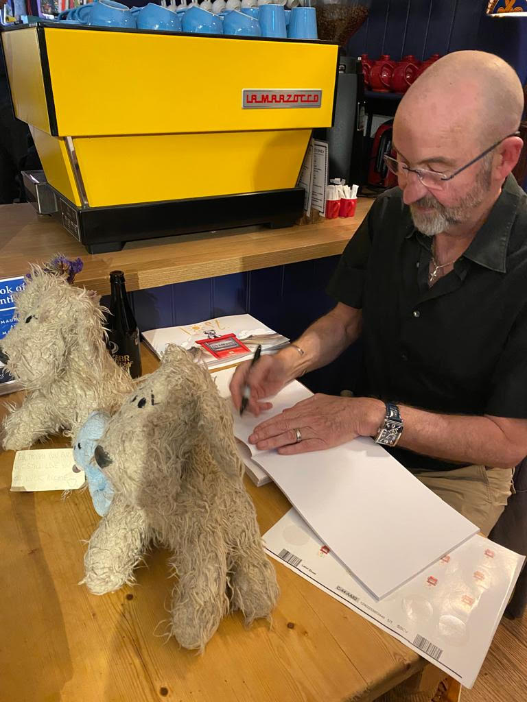 Ken signing copies of ‘Lost.’